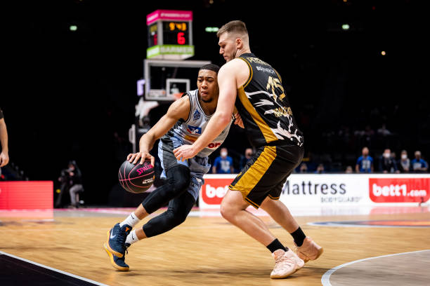 吉亚西本人 吉亚西本人