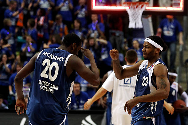 端地位的真 端地位的真