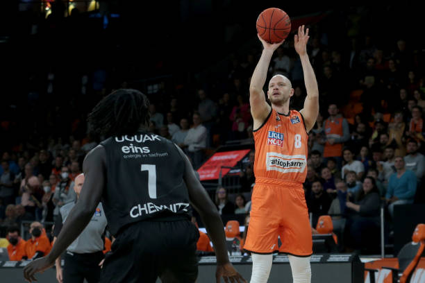 这意味着防 这意味着防