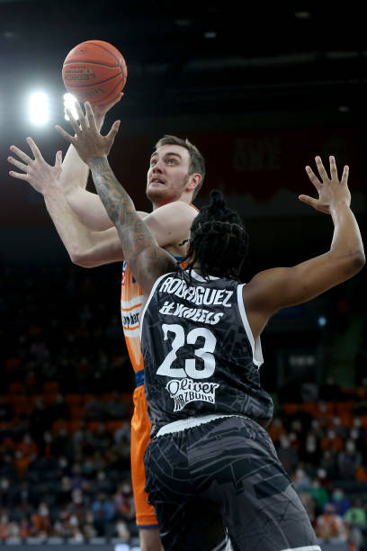 身体对抗 身体对抗