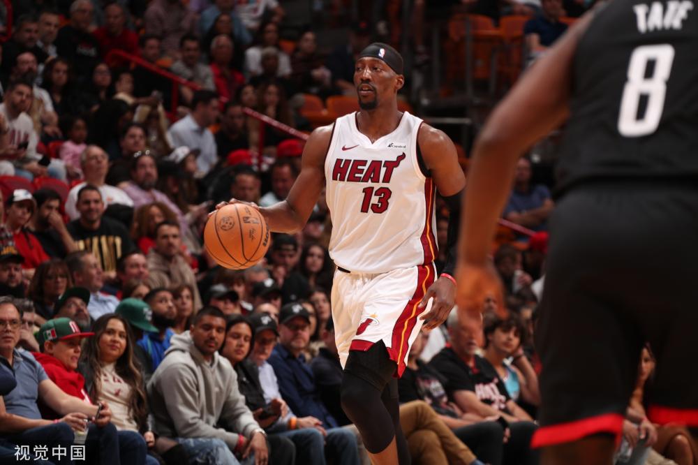 更展现了他 更展现了他